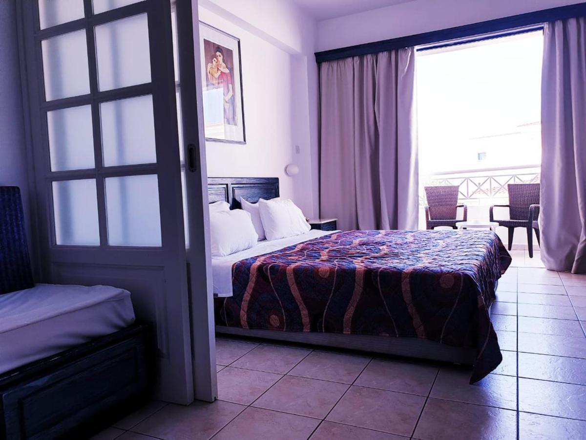 Sea Base Holiday Apartments Klorakas Extérieur photo
